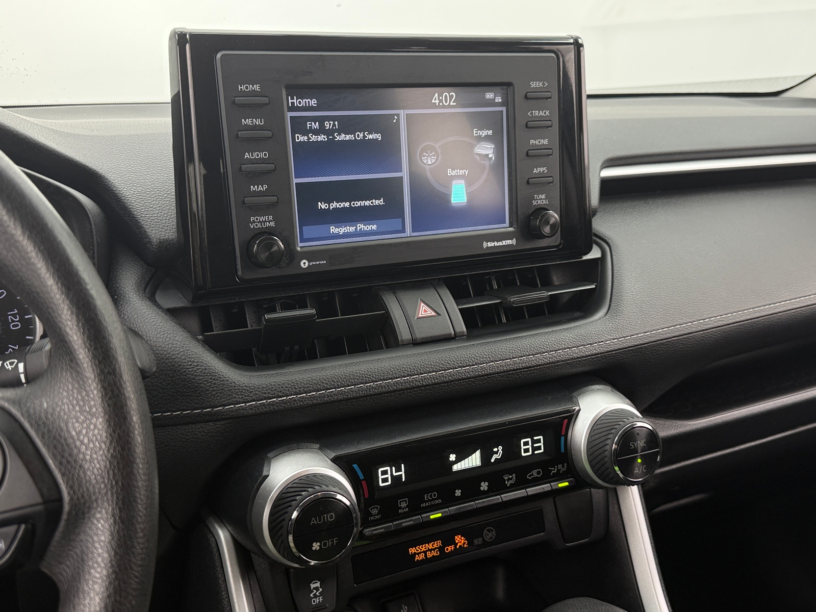 Thumbnail: 2021 Toyota RAV4 - 4