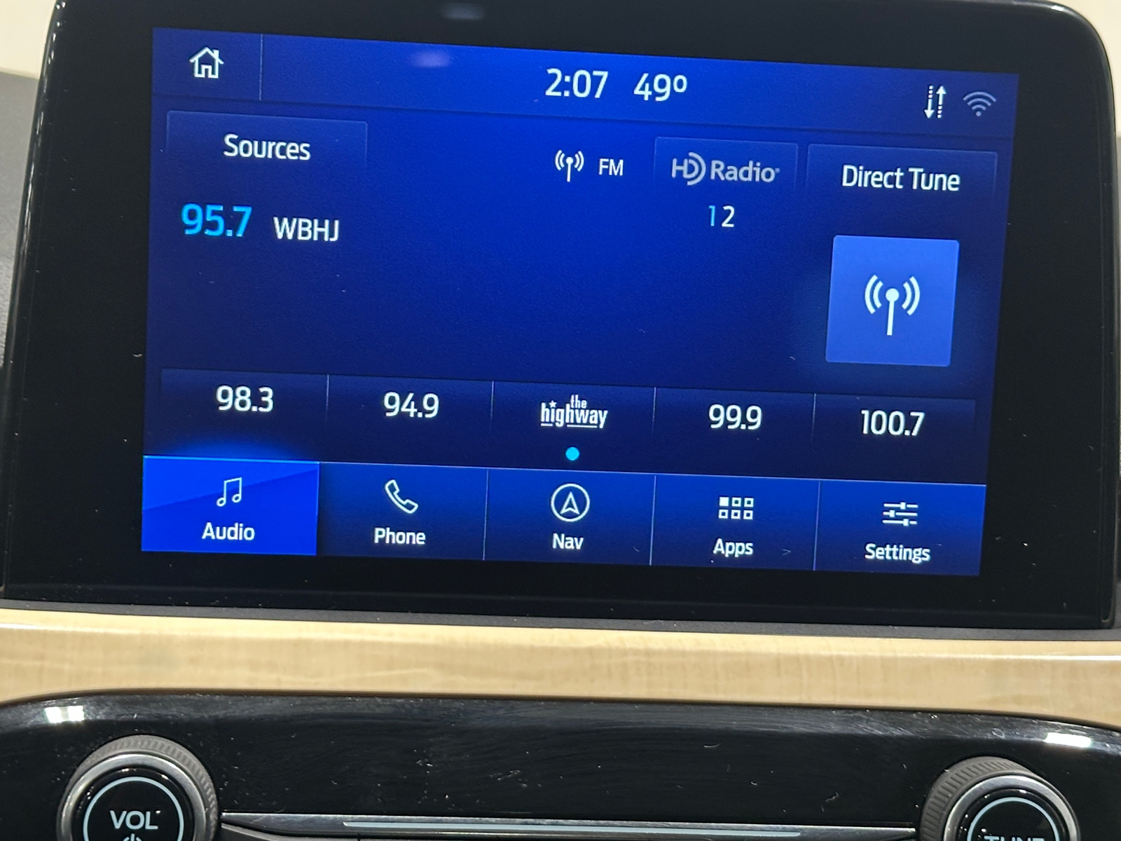 Thumbnail: 2021 Ford Escape - 3