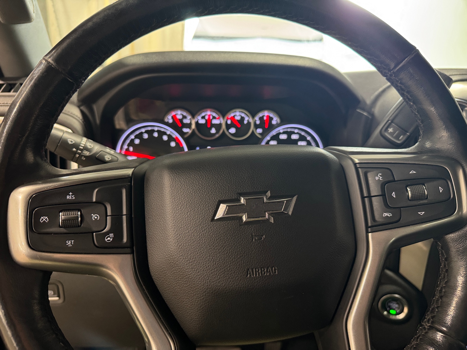 Thumbnail: 2019 Chevrolet Silverado 1500 - 5