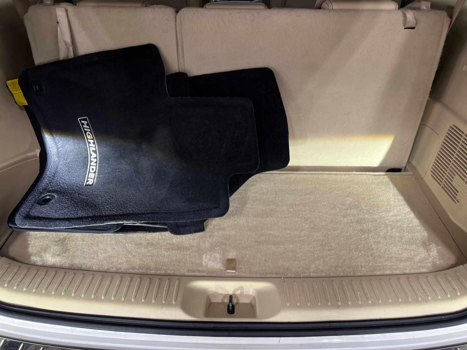 Thumbnail: 2018 Toyota Highlander - 6