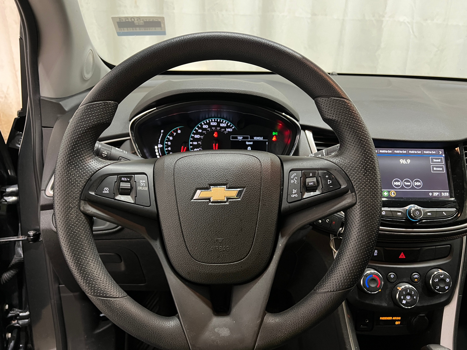 Thumbnail: 2018 Chevrolet Trax - 5