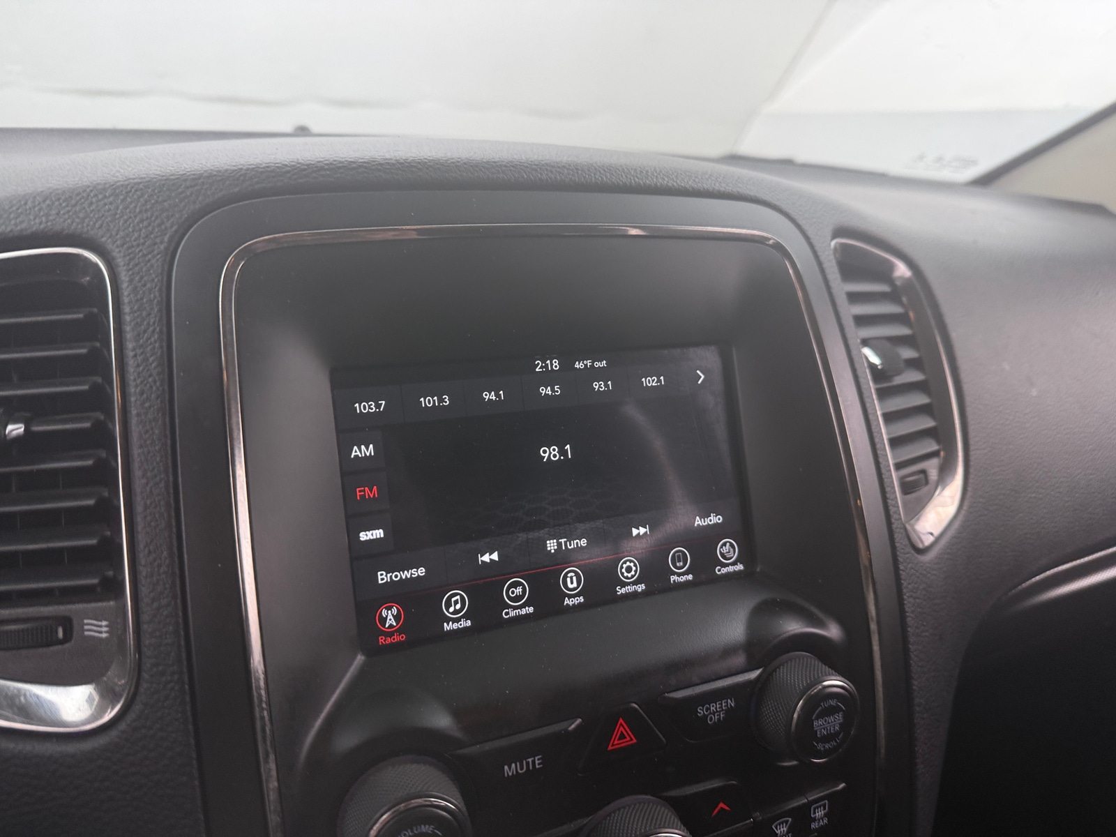 Thumbnail: 2018 Dodge Durango - 3