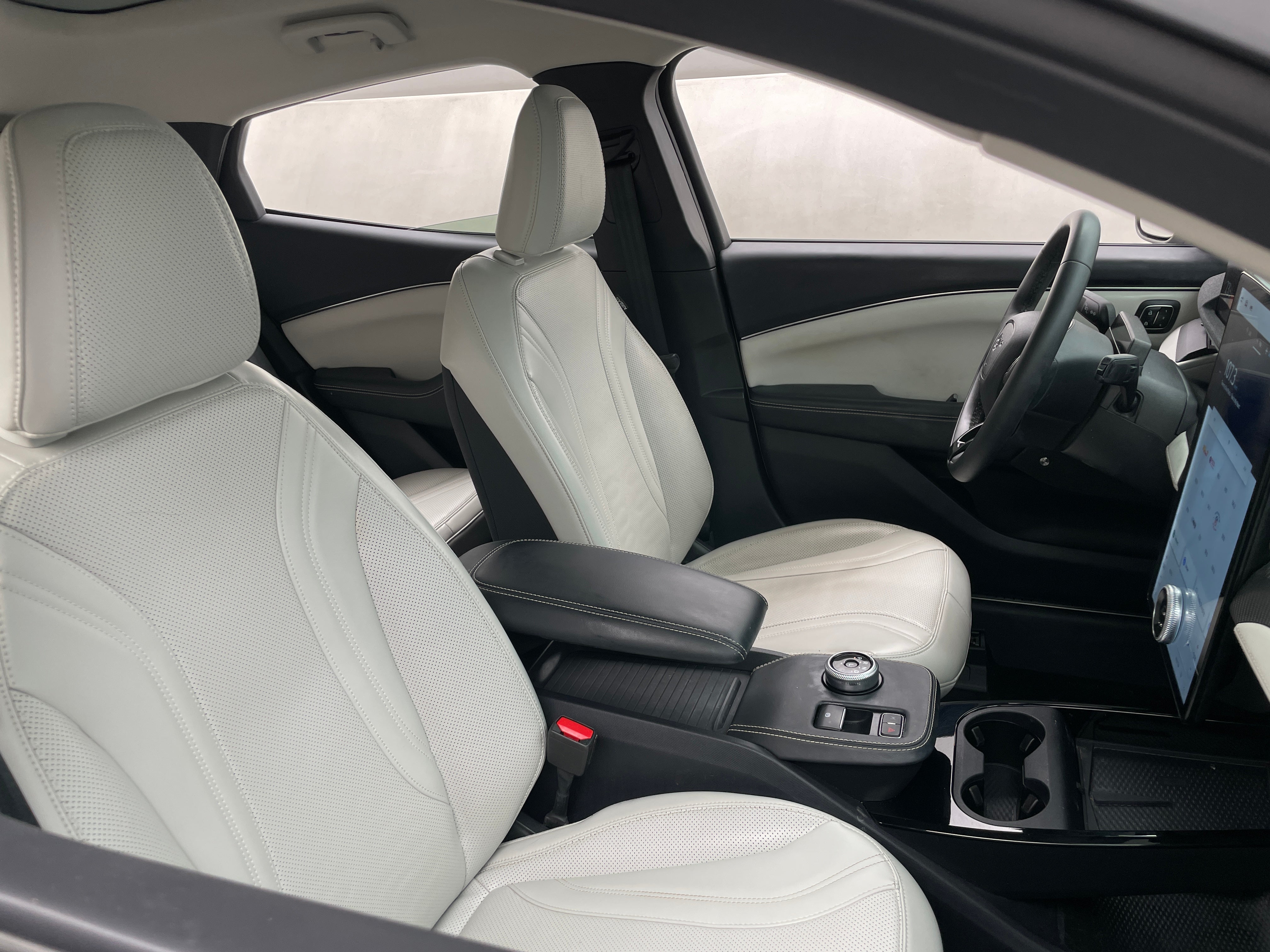 2022 Ford Mustang Mach-E