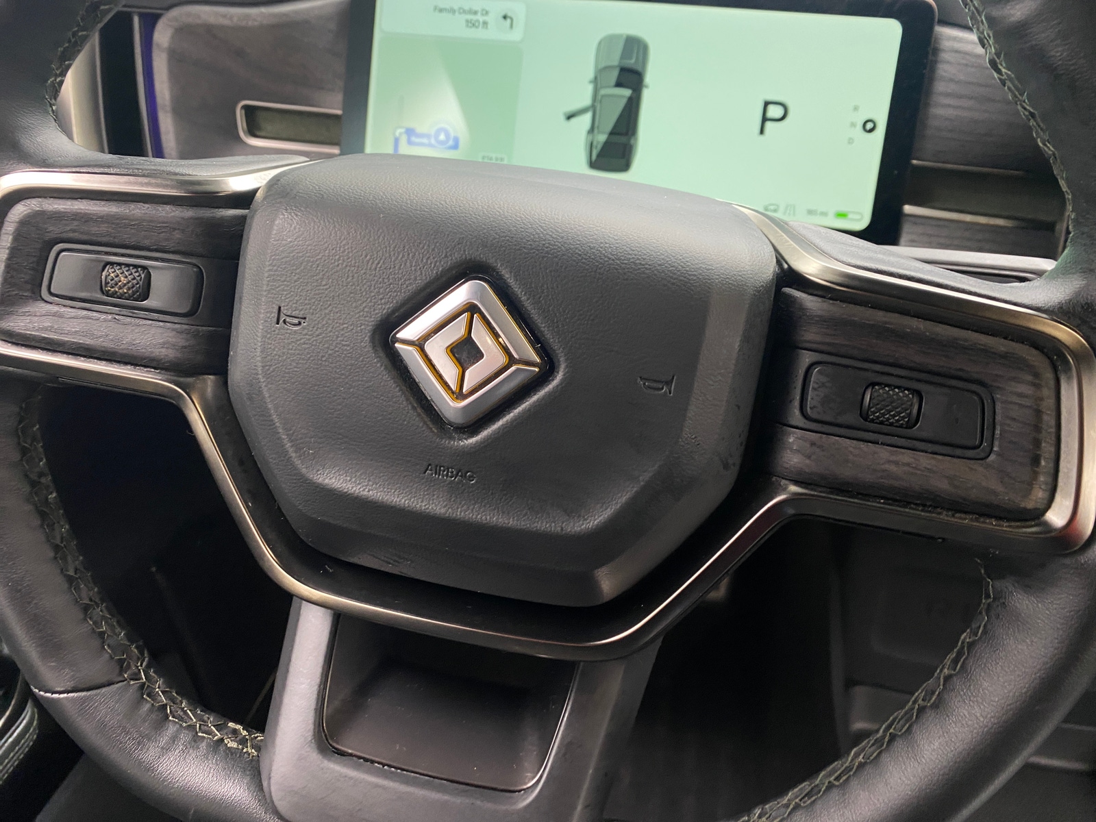 Thumbnail: 2023 Rivian R1S - 4