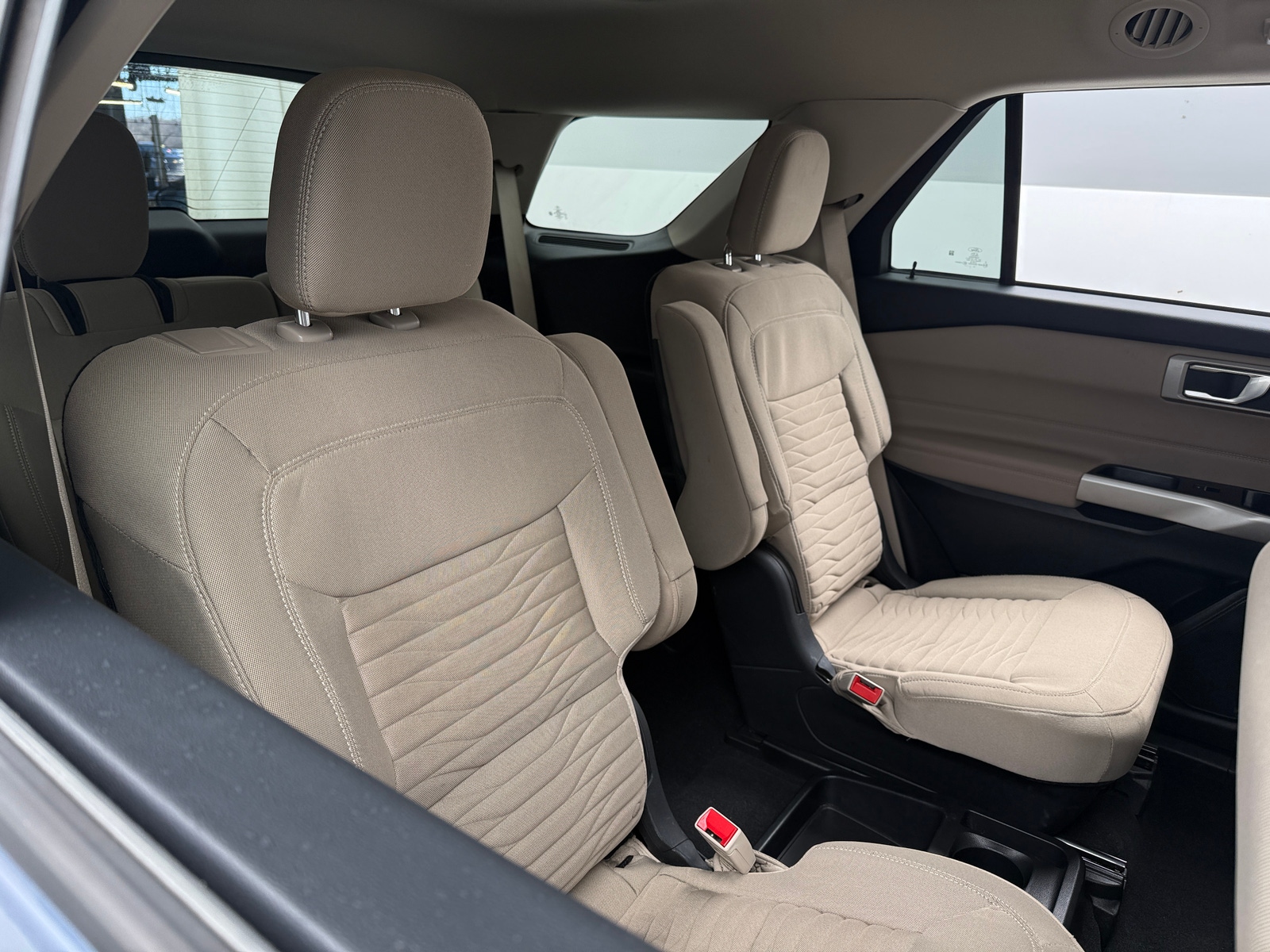 Thumbnail: 2021 Ford Explorer - 6