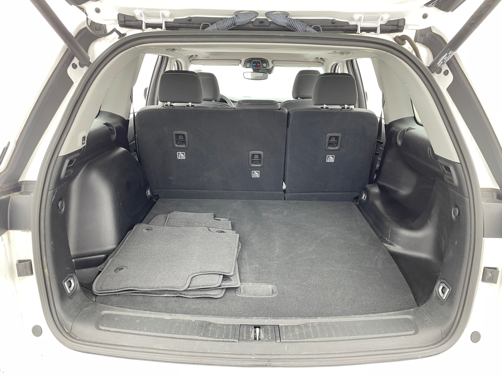 Thumbnail: 2023 Jeep Grand Cherokee - 7