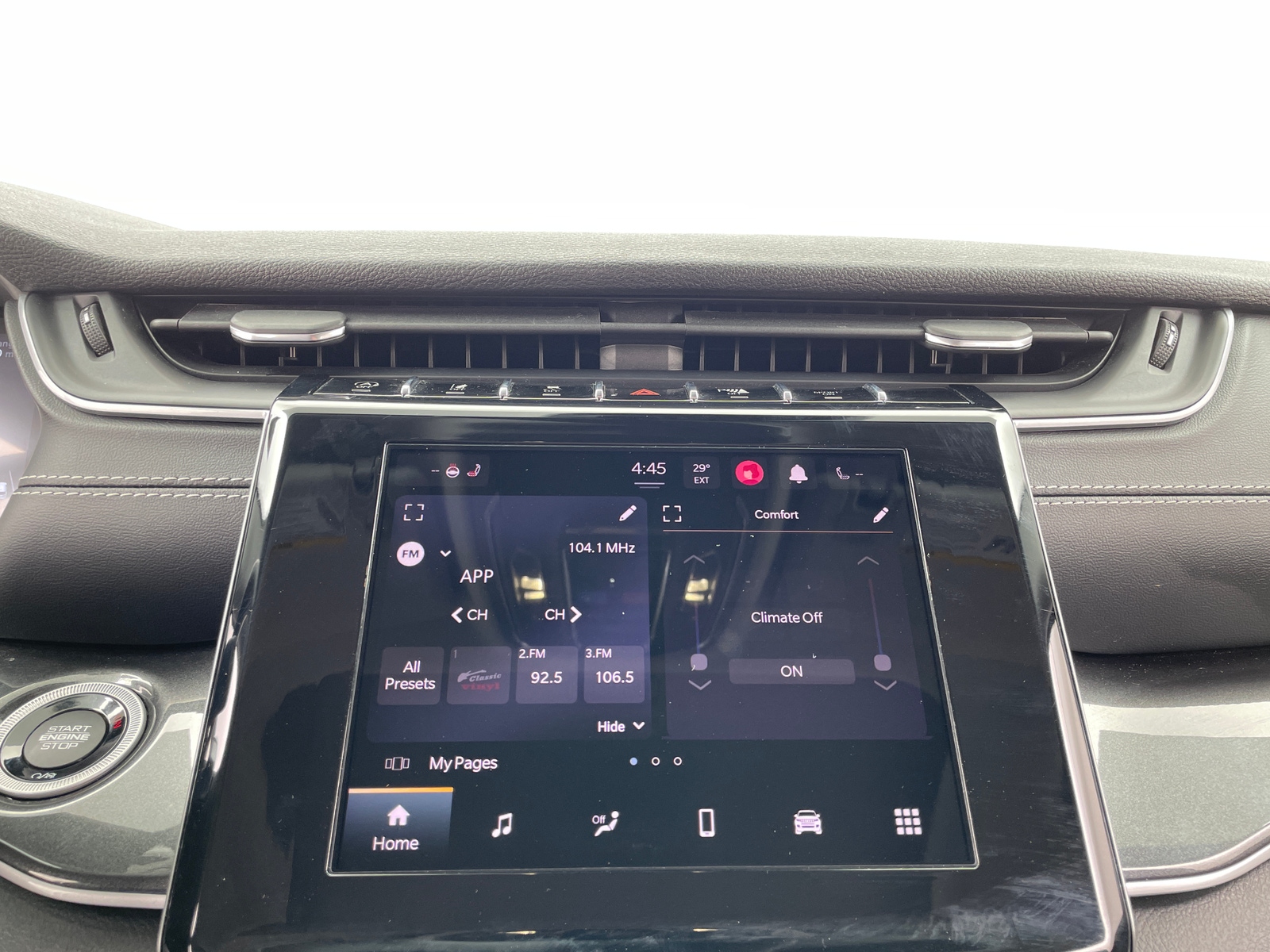 Thumbnail: 2023 Jeep Grand Cherokee - 4