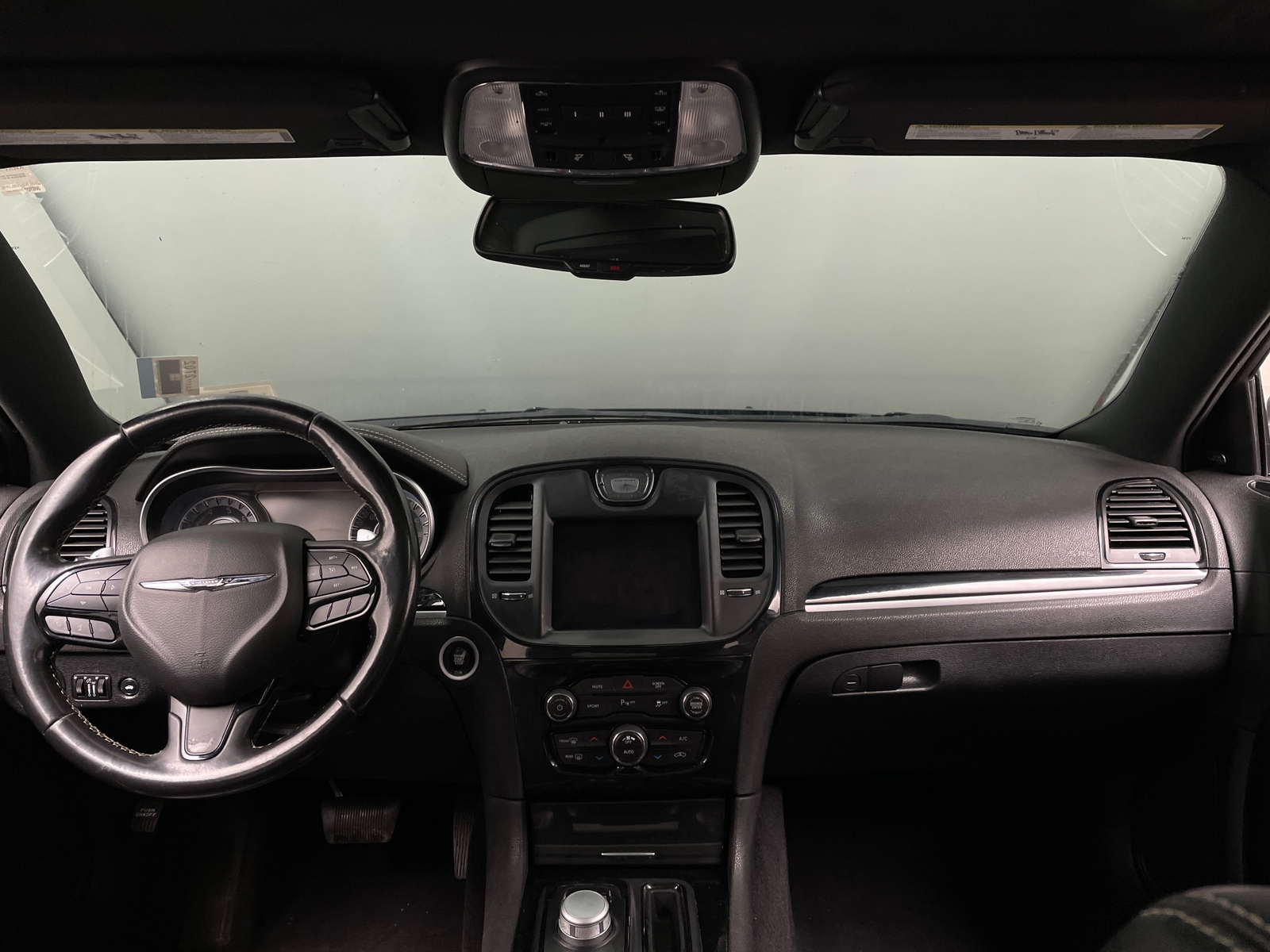 Thumbnail: 2022 Chrysler 300 - 2