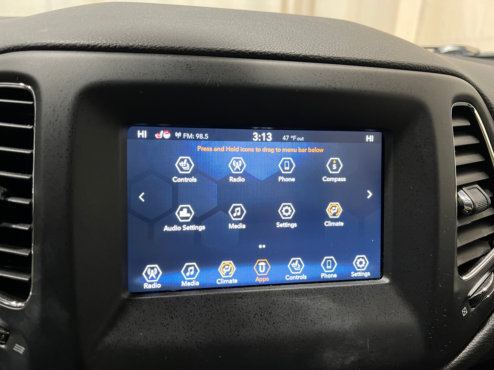 Thumbnail: 2019 Jeep Compass - 4