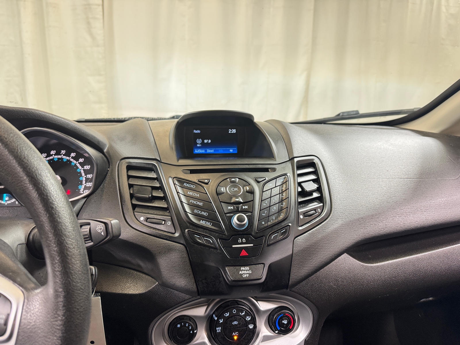 Thumbnail: 2019 Ford Fiesta - 4