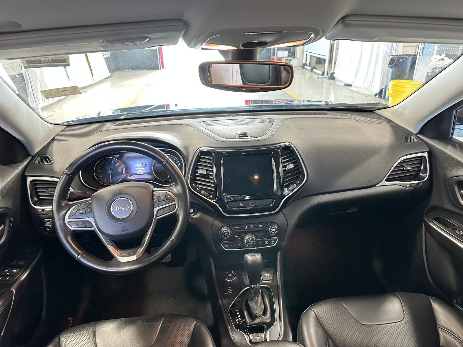 Thumbnail: 2020 Jeep Cherokee - 2