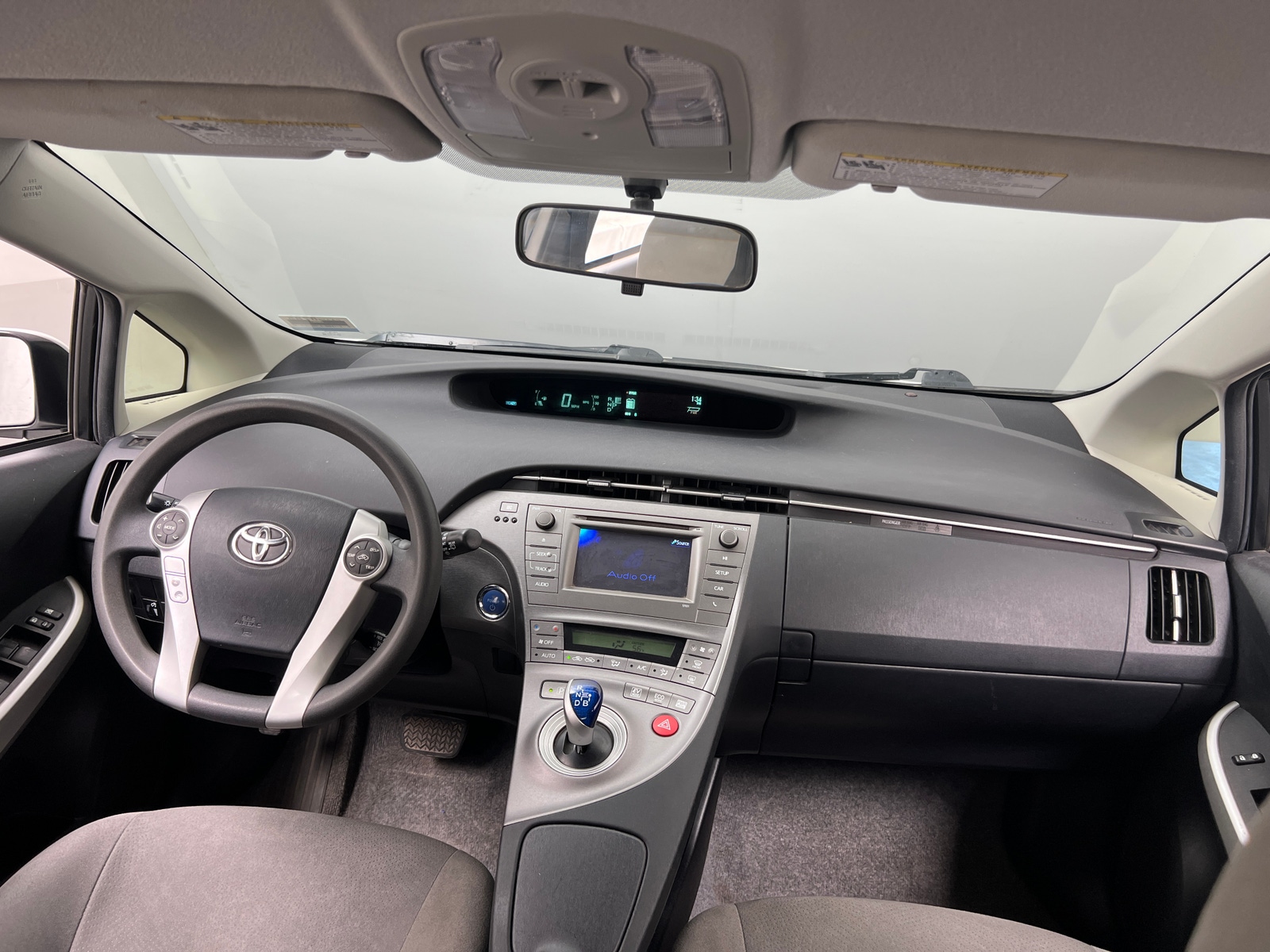 Thumbnail: 2015 Toyota Prius - 3