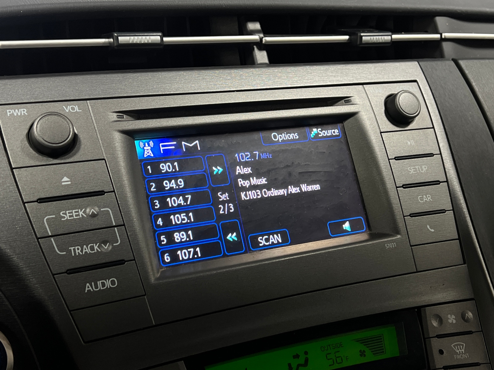 Thumbnail: 2015 Toyota Prius - 4