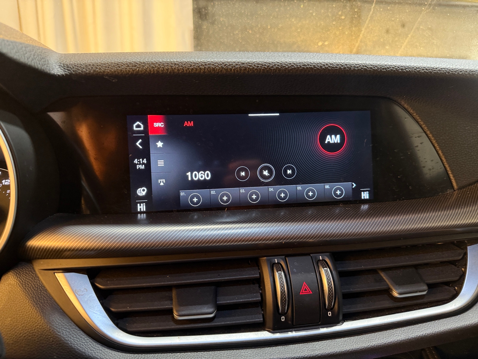 Thumbnail: 2023 Alfa Romeo Stelvio - 3