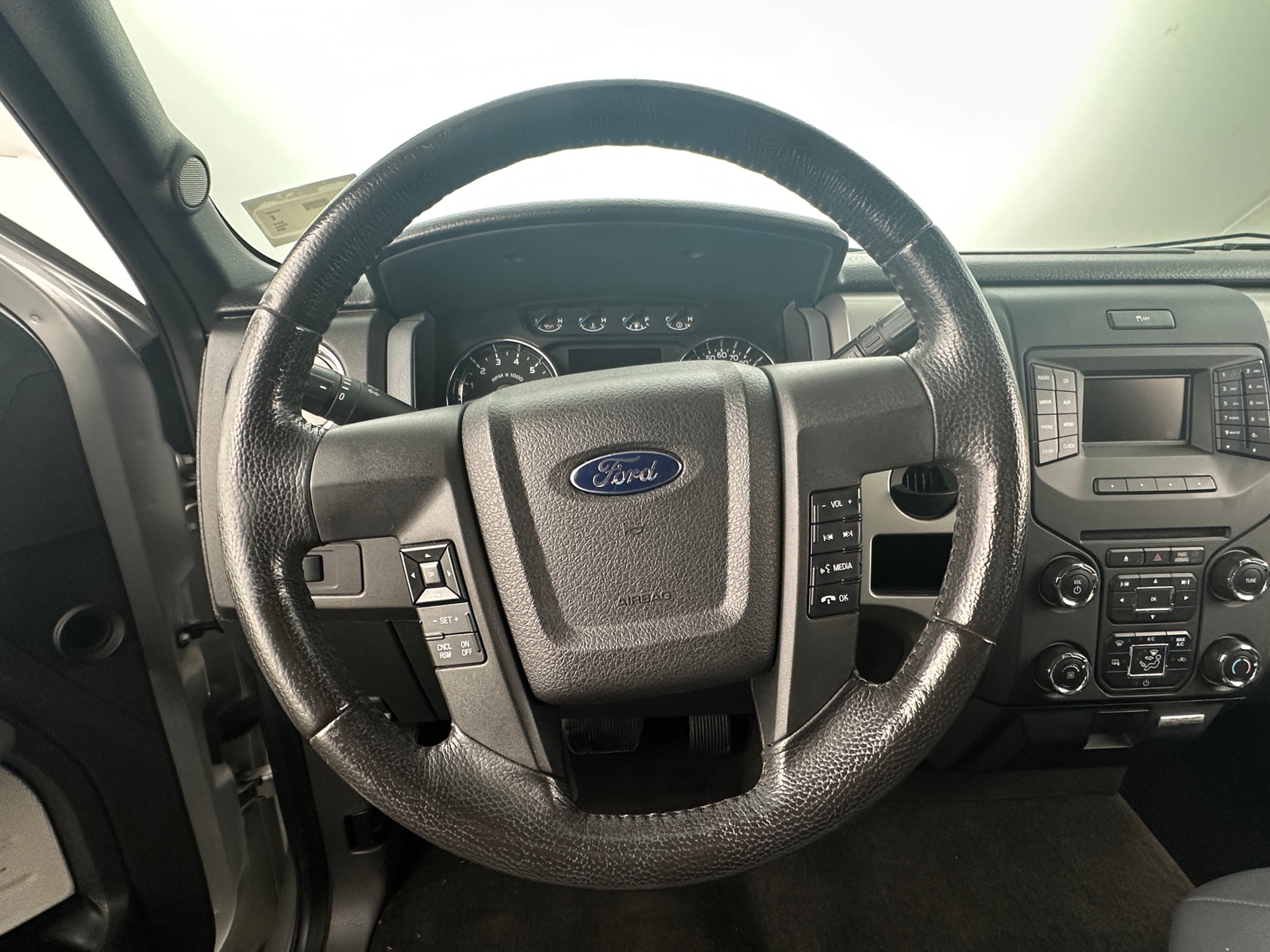 Thumbnail: 2014 Ford Econoline - 4