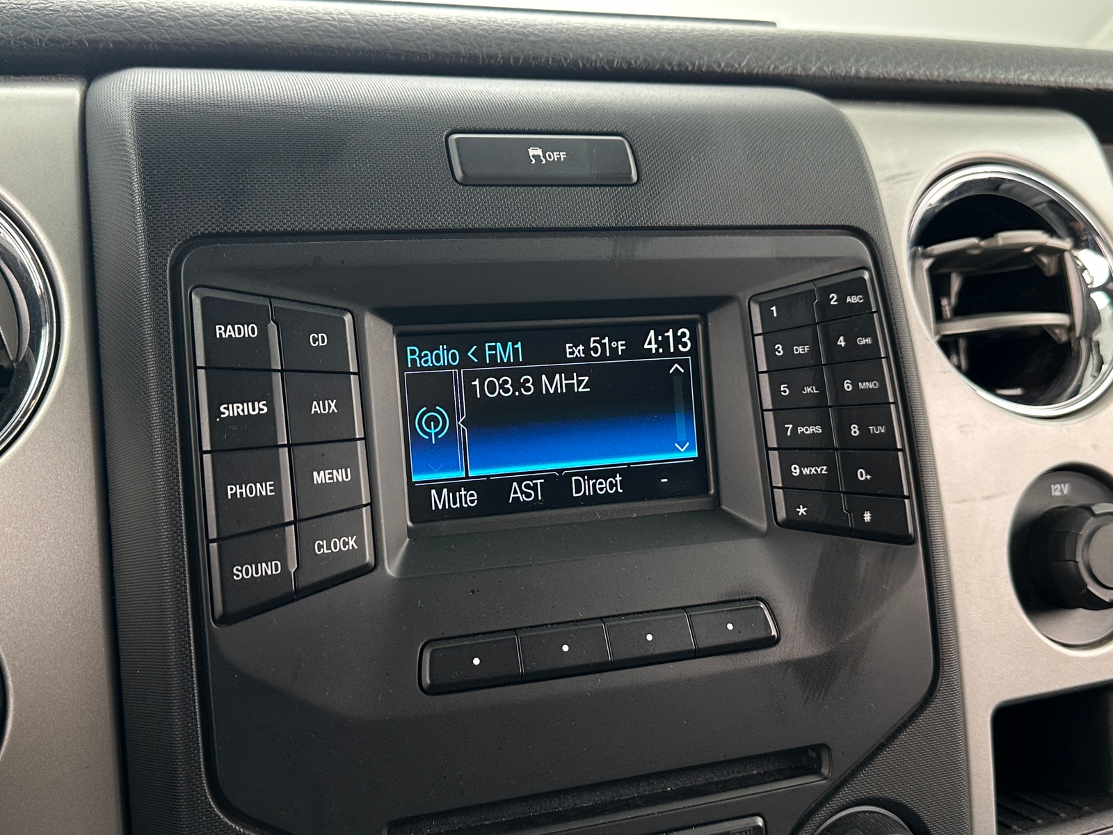 Thumbnail: 2014 Ford Econoline - 3