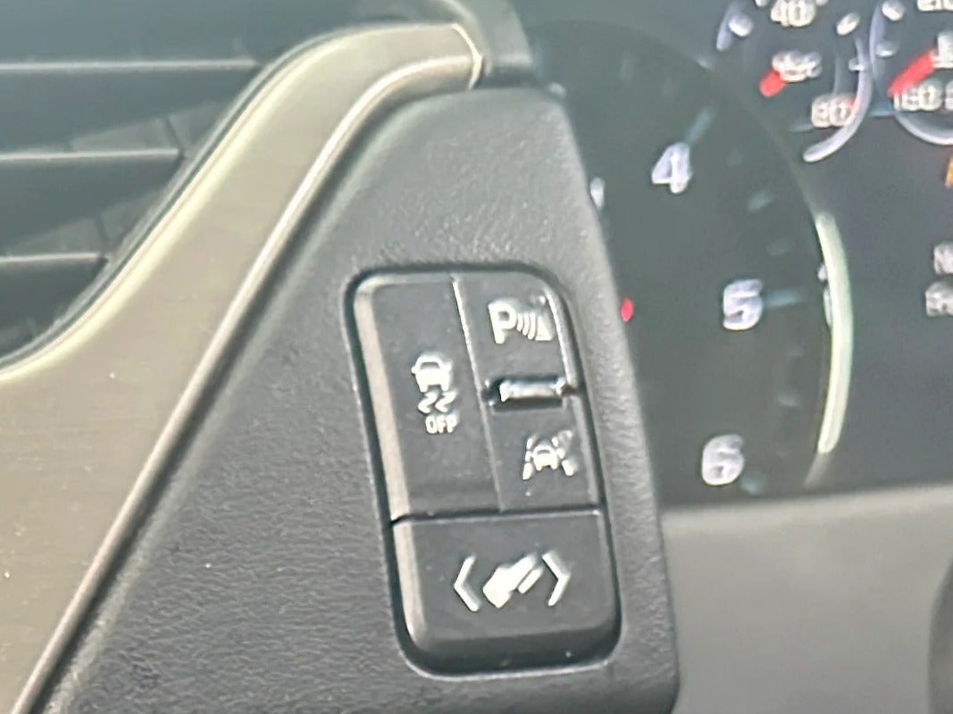2018 GMC Yukon Denali - Photo 18
