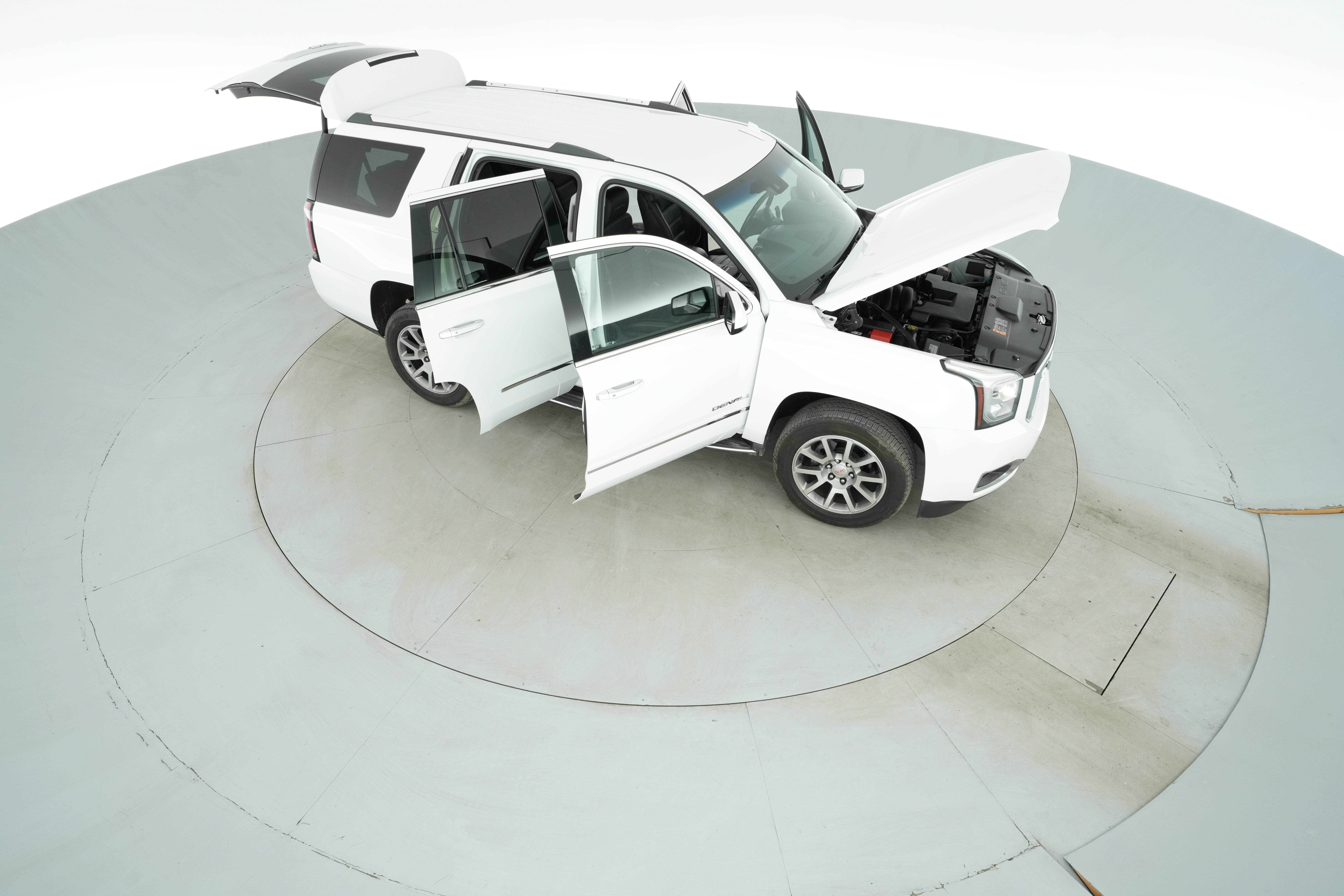2018 GMC Yukon Denali - Photo 44