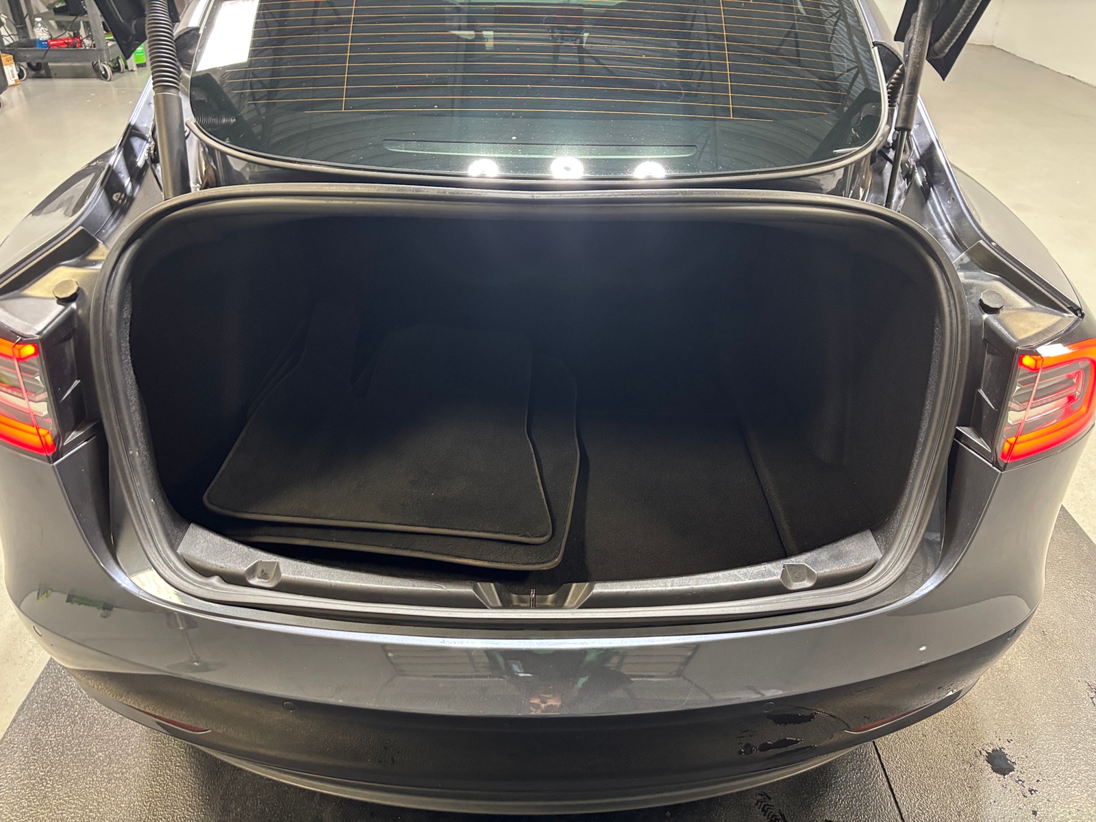 Thumbnail: 2021 Tesla Model 3 - 6