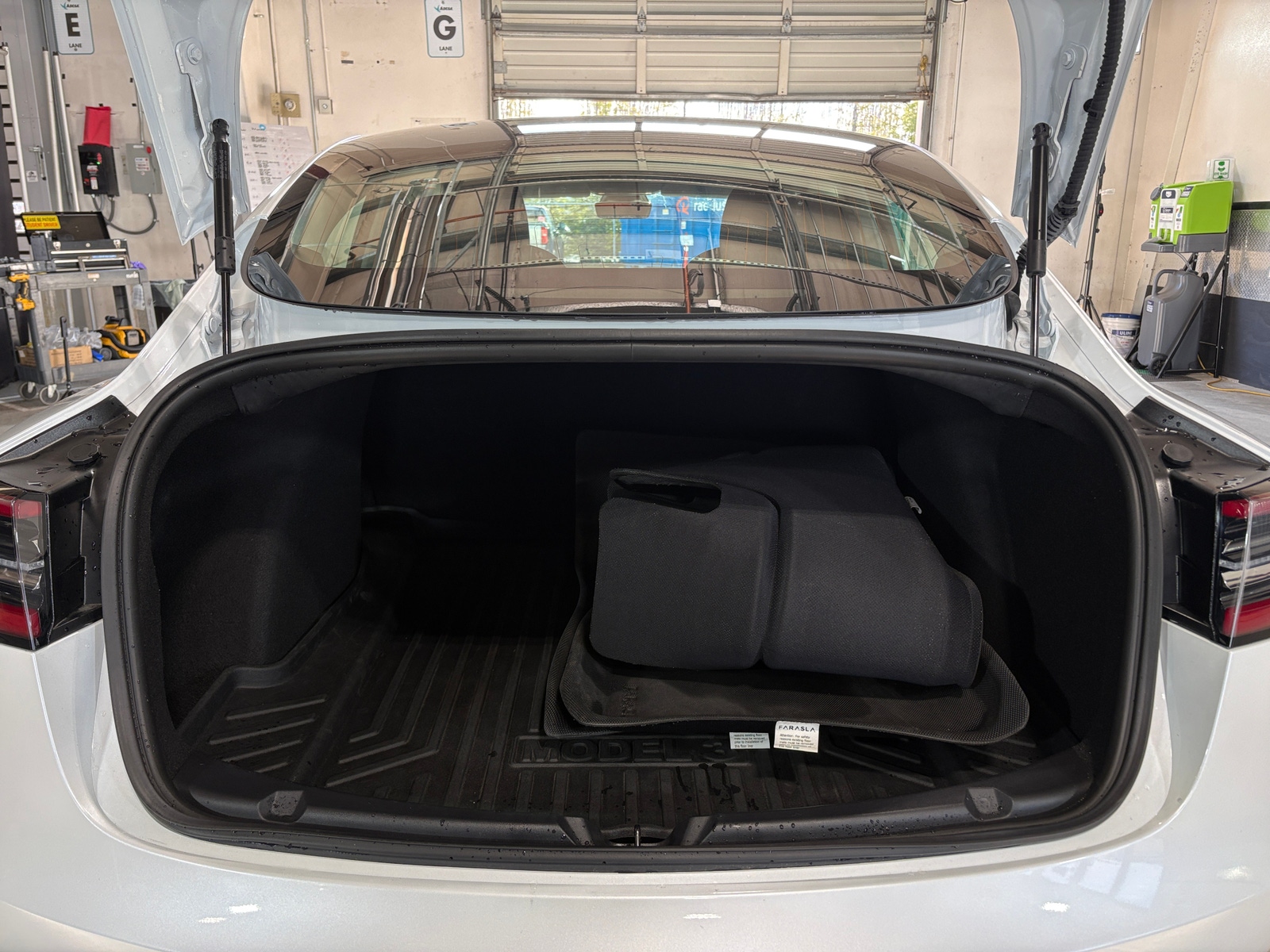 Thumbnail: 2020 Tesla Model 3 - 6