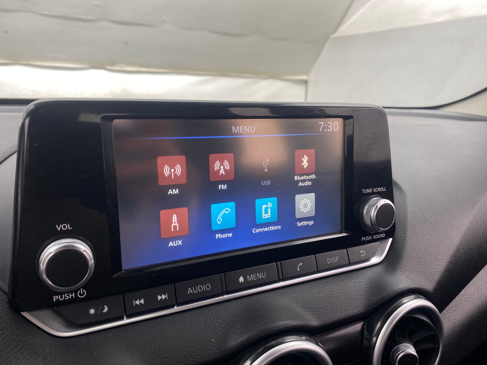 Thumbnail: 2023 Nissan Sentra - 4