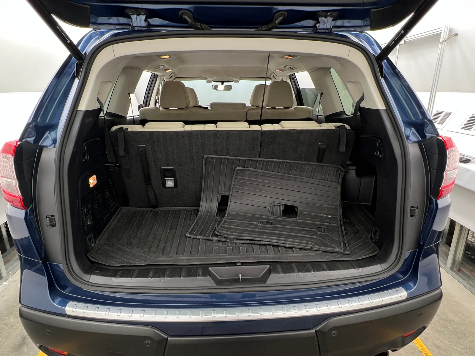 Thumbnail: 2022 Subaru Ascent - 7