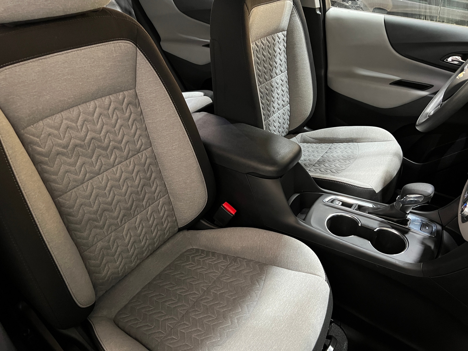 Thumbnail: 2023 Chevrolet Equinox - 2