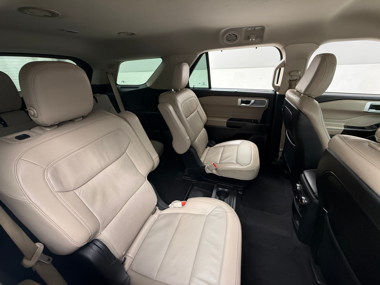 Thumbnail: 2020 Ford Explorer - 5