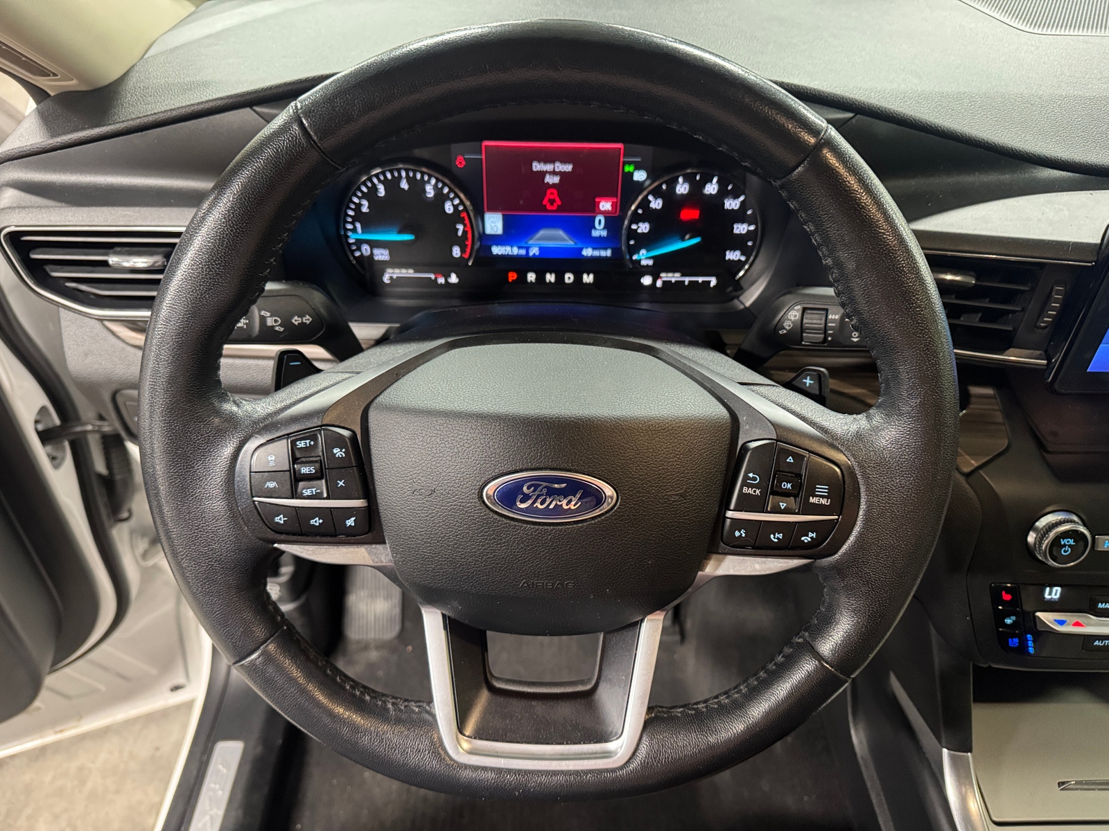 Thumbnail: 2020 Ford Explorer - 4