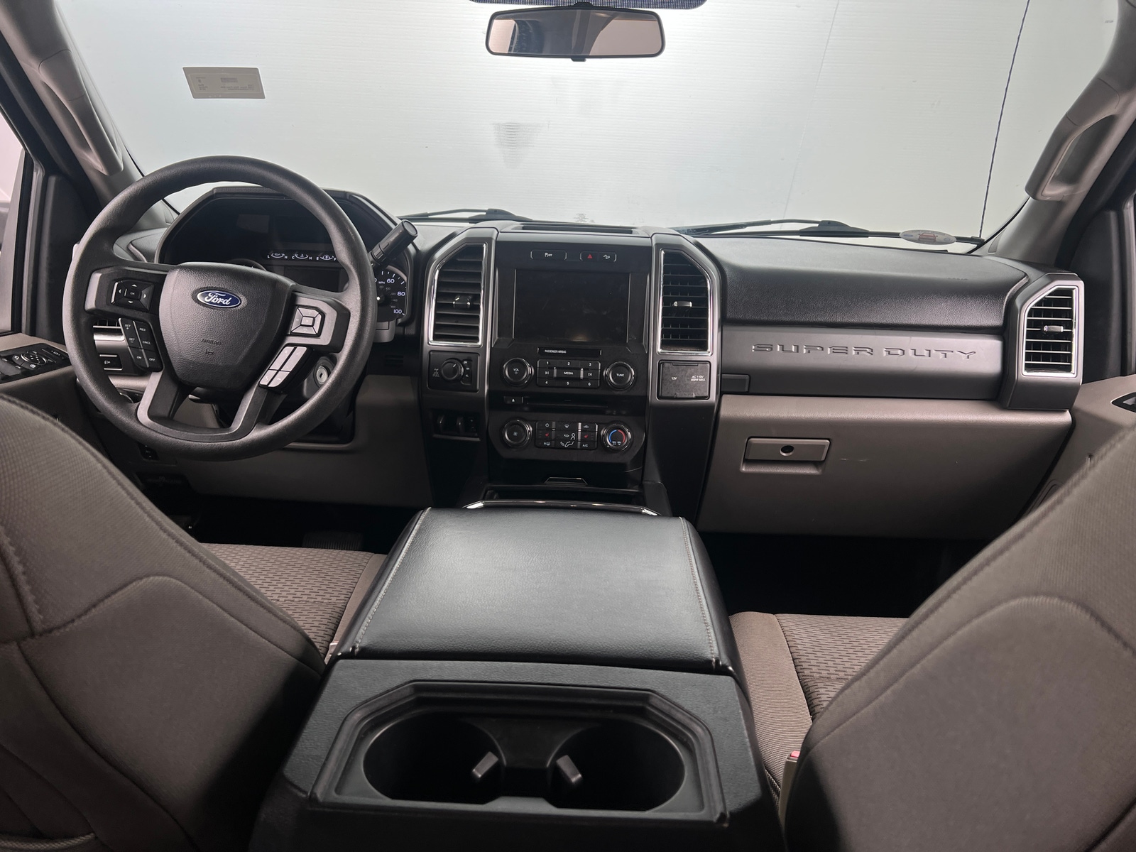 Thumbnail: 2018 Ford Econoline - 3