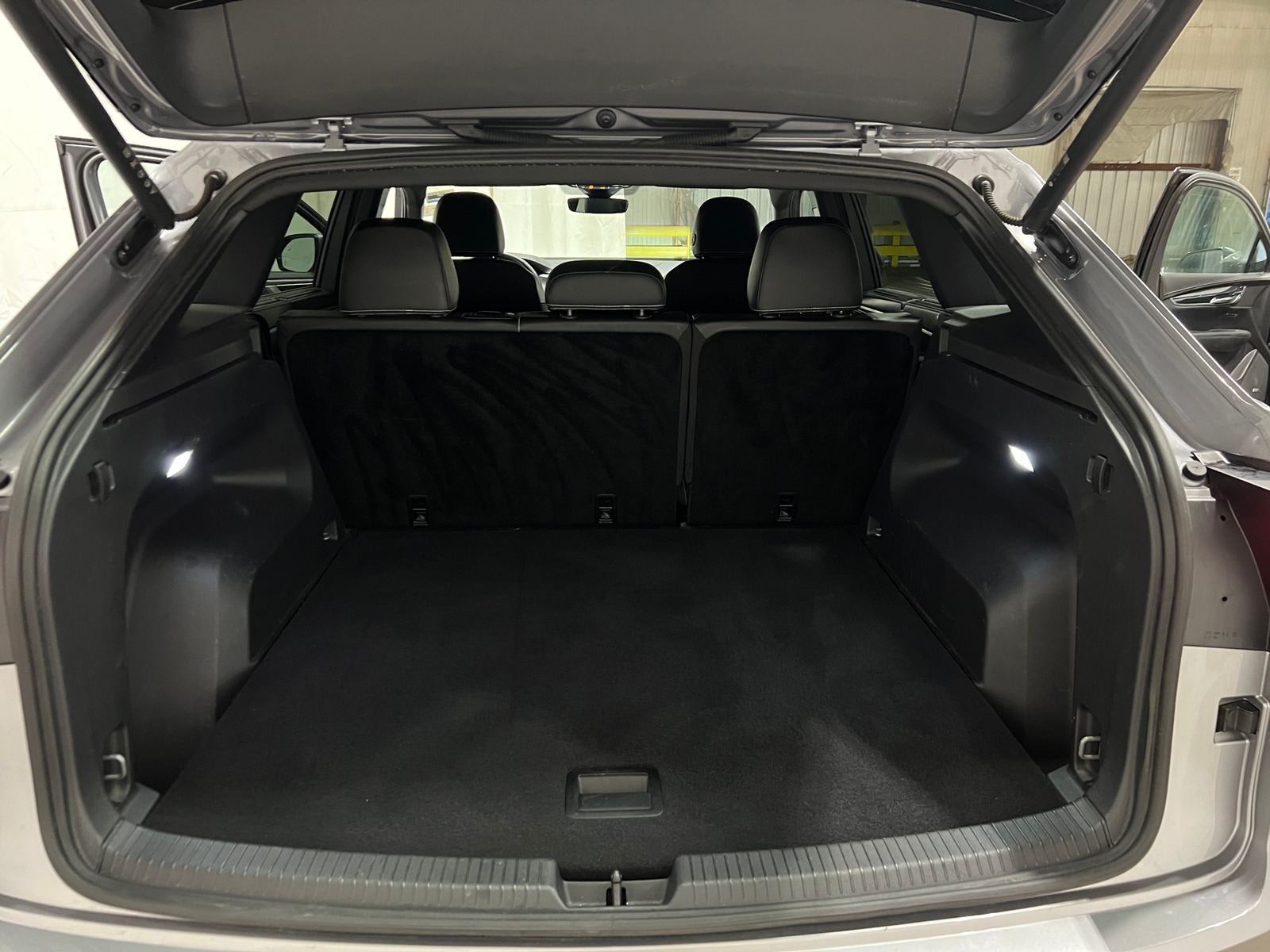 Thumbnail: 2025 Volkswagen Atlas - 6