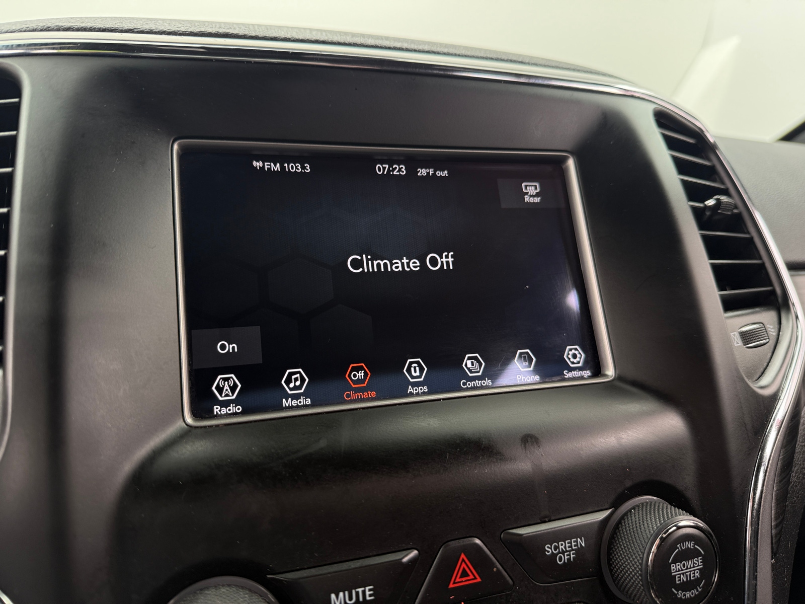 Thumbnail: 2021 Jeep Grand Cherokee - 4