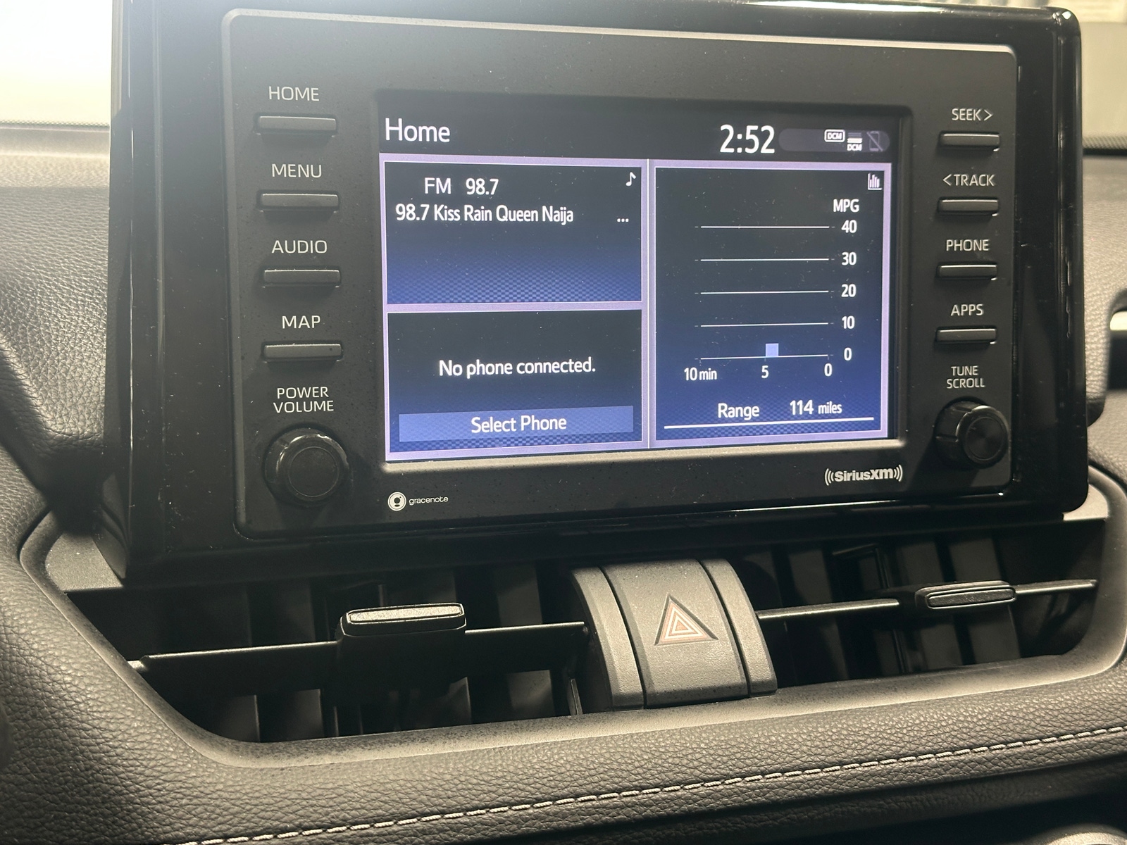 Thumbnail: 2021 Toyota RAV4 - 4