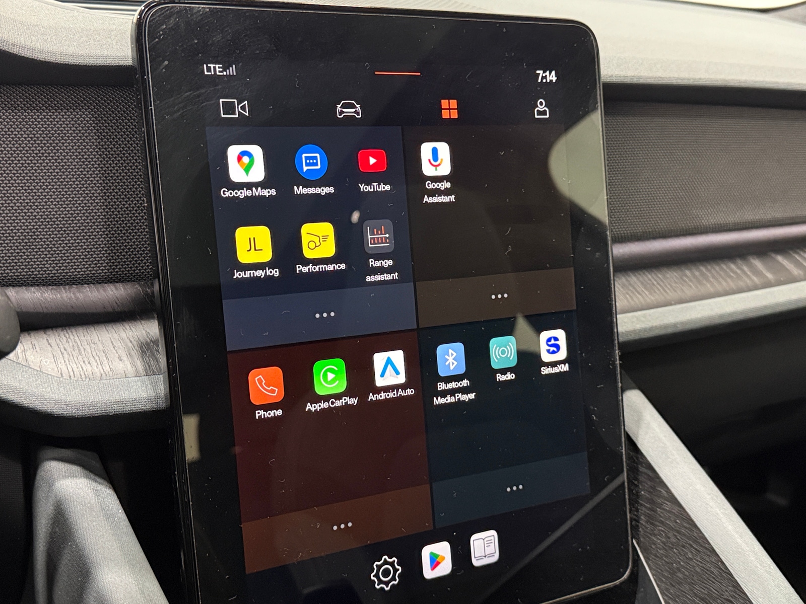 Thumbnail: 2022 Polestar 2 - 4