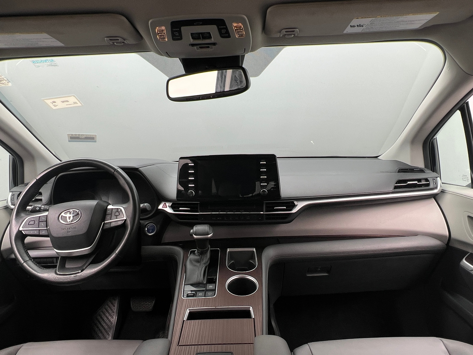 Thumbnail: 2022 Toyota Sienna - 2