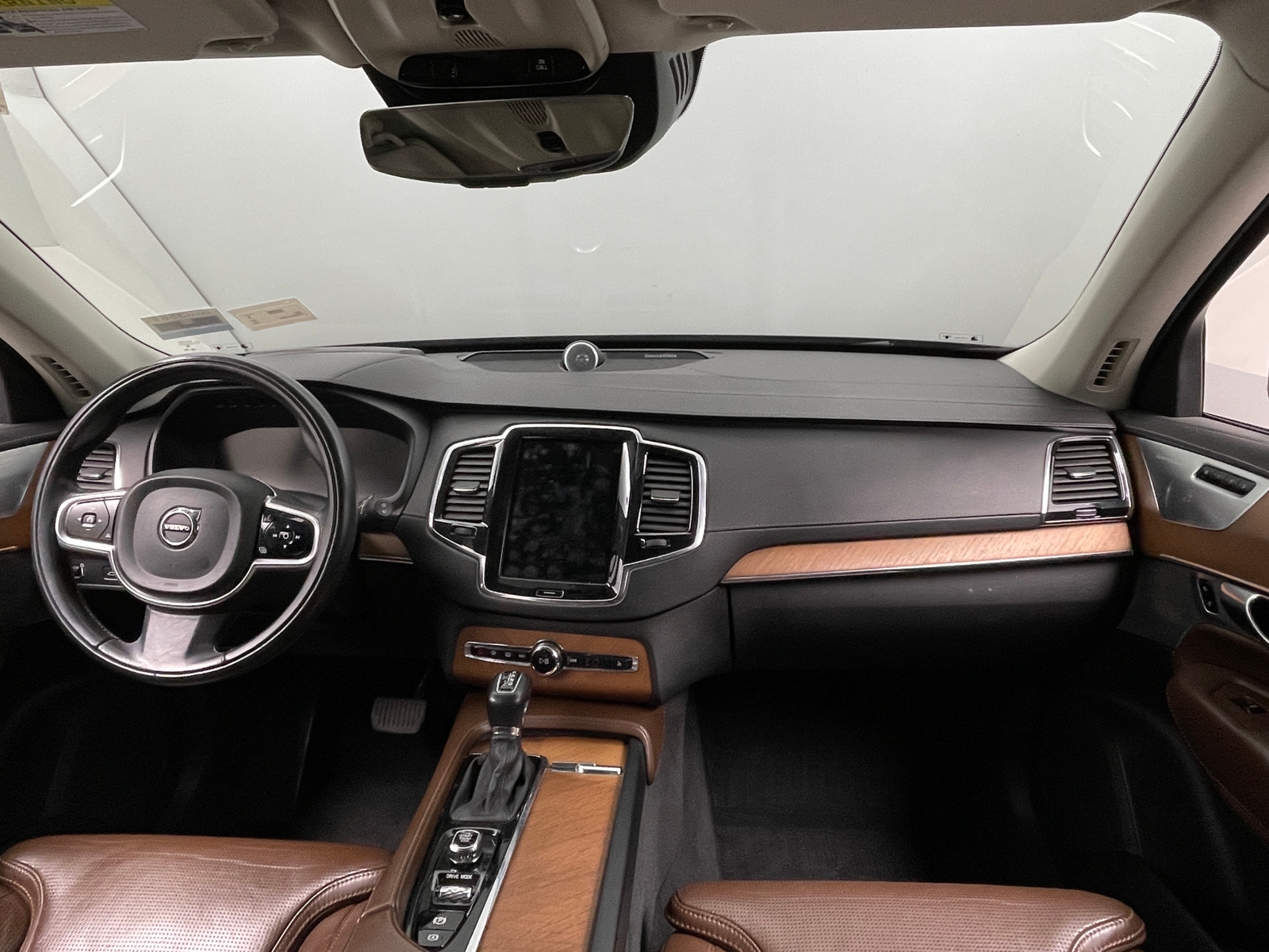 Thumbnail: 2018 Volvo XC90 - 2