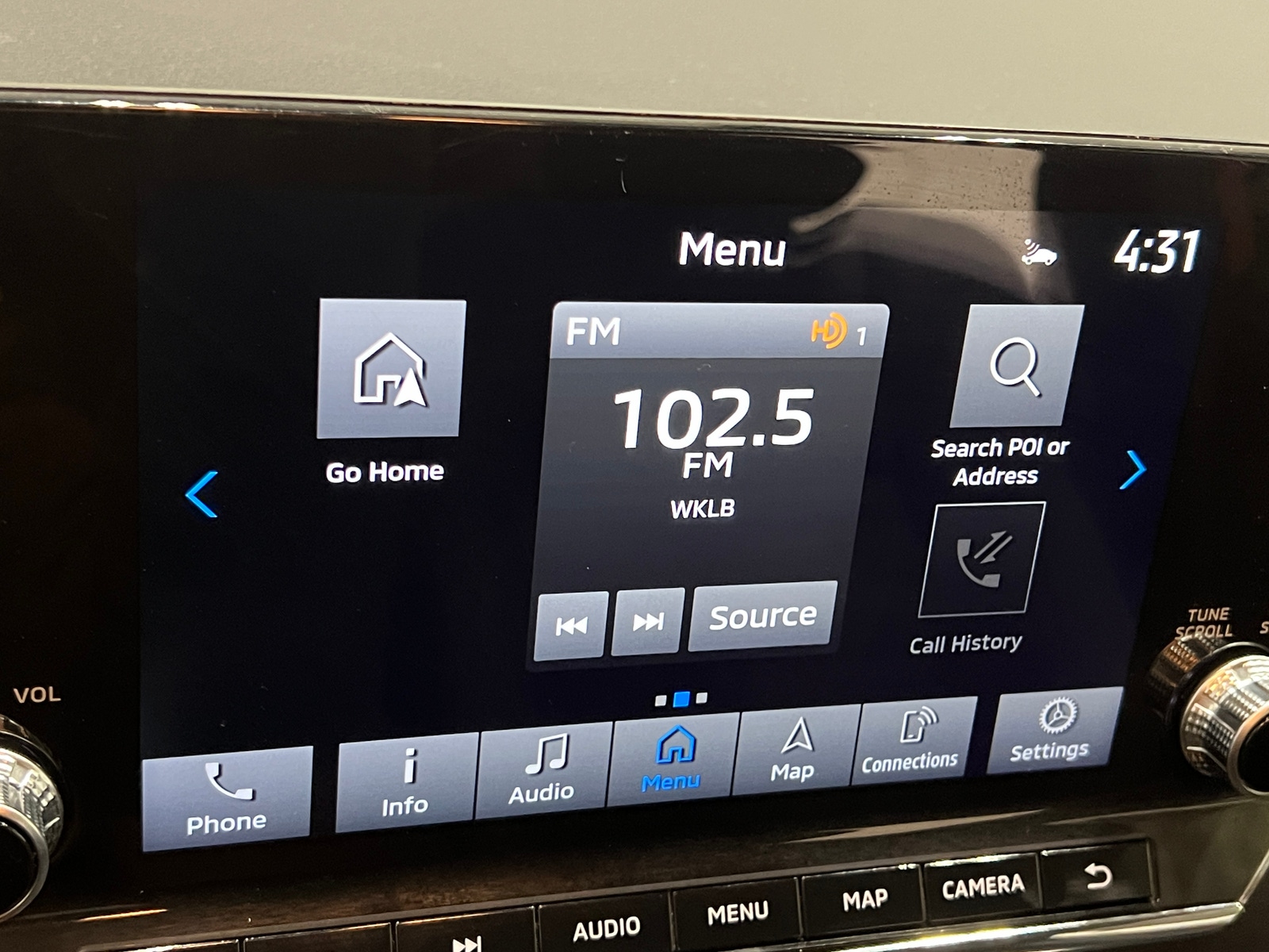 Thumbnail: 2023 Mitsubishi Outlander - 3