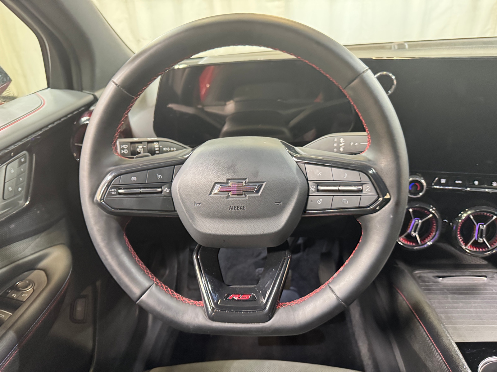 Thumbnail: 2024 Chevrolet Blazer EV - 4