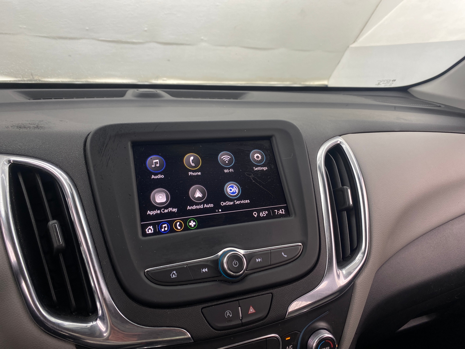 Thumbnail: 2022 Chevrolet Equinox - 4