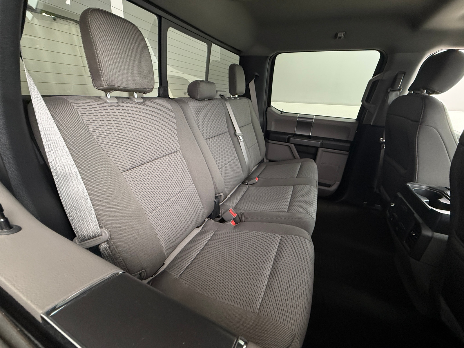 Thumbnail: 2020 Ford Econoline - 6