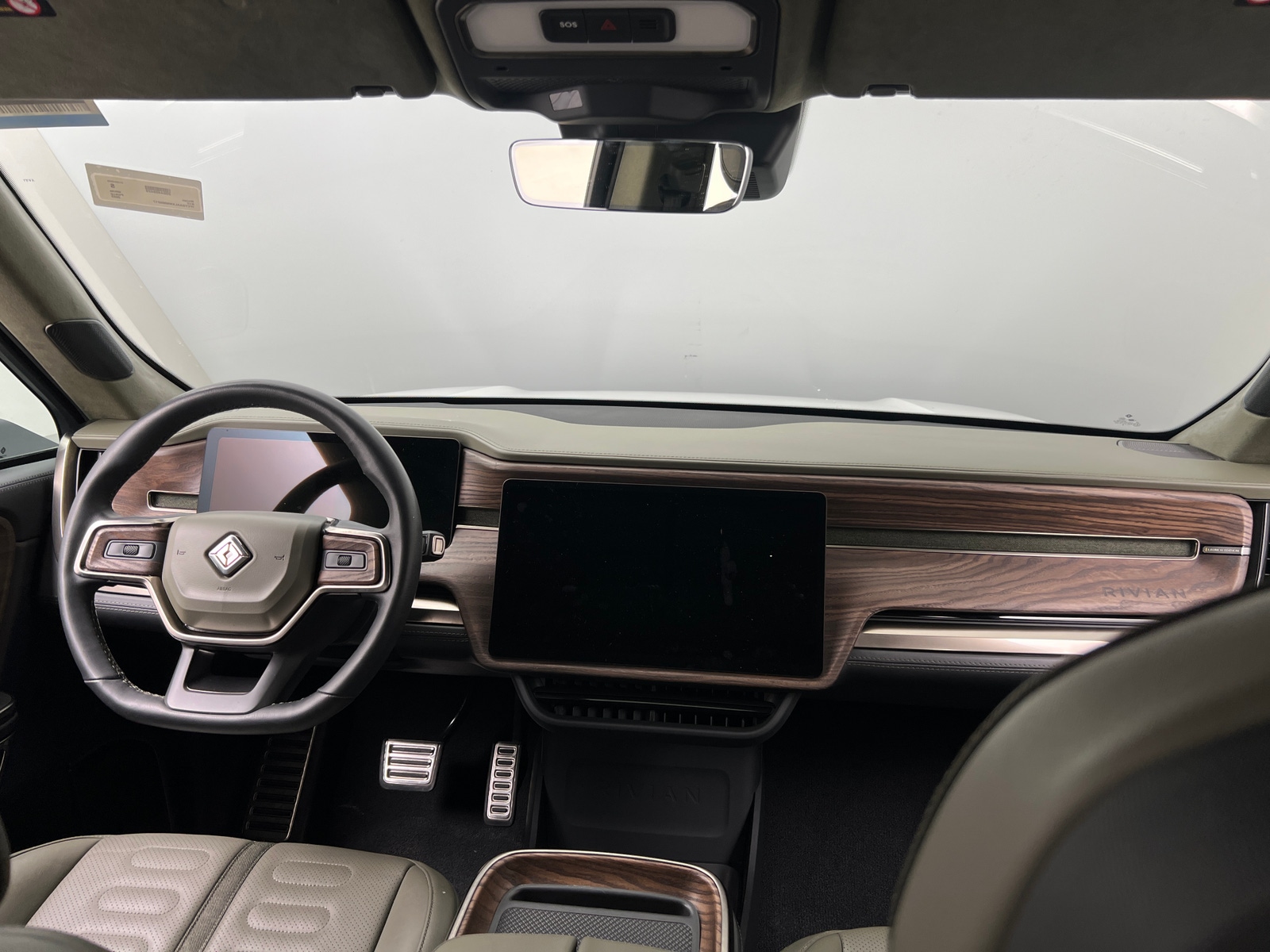 Thumbnail: 2022 Rivian R1T - 2