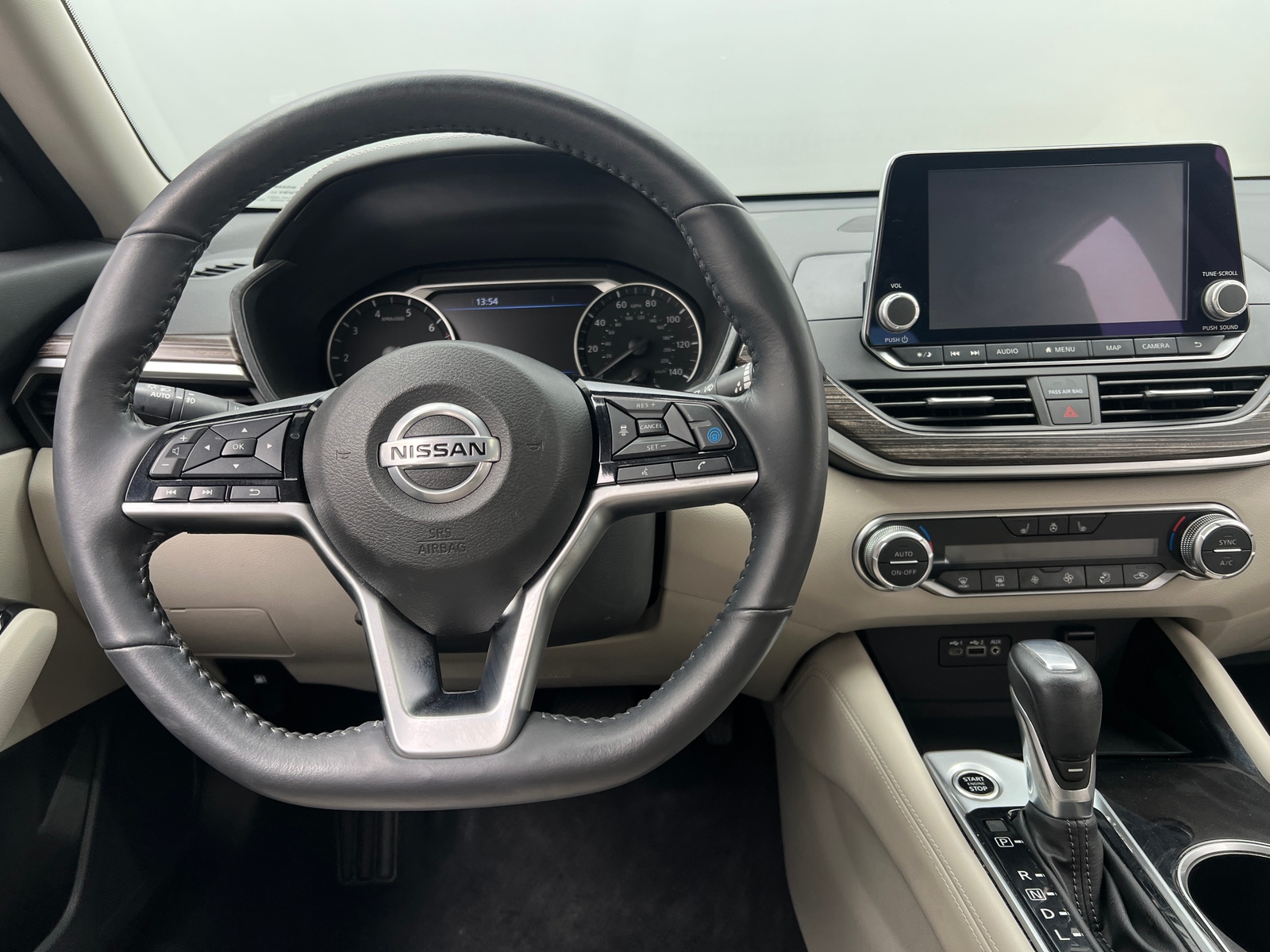 Thumbnail: 2022 Nissan Altima - 4