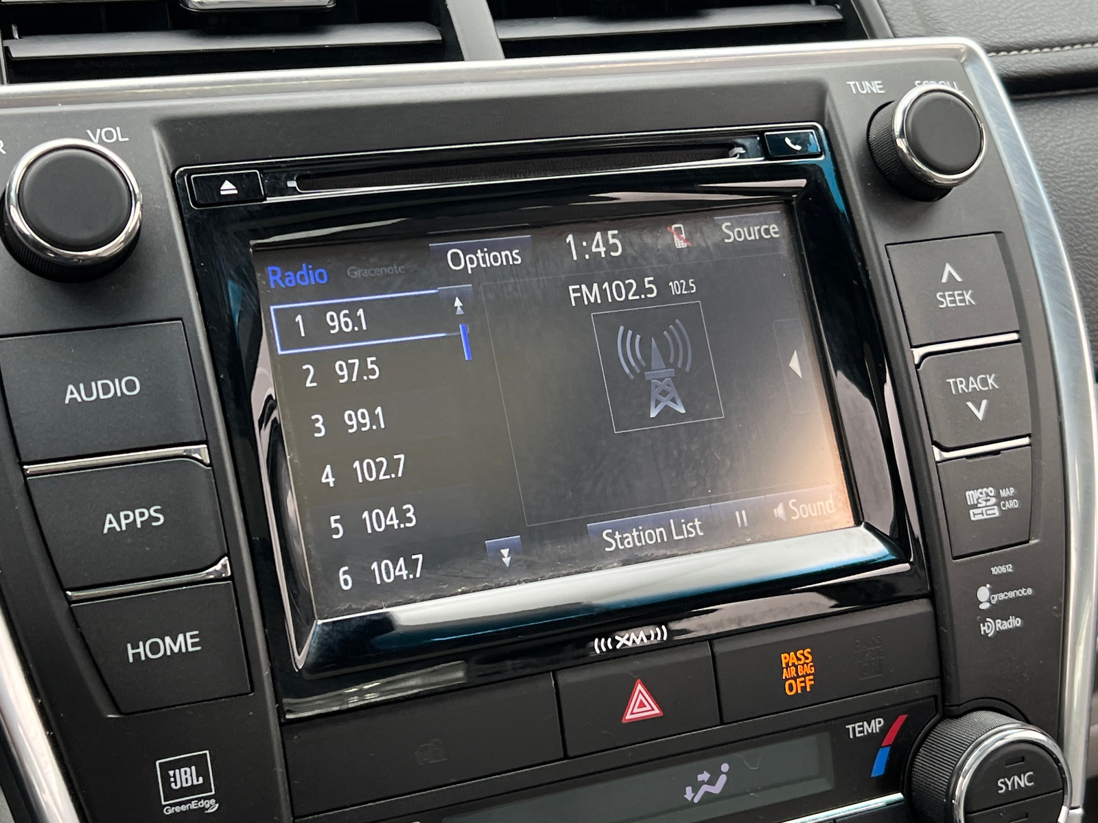 Thumbnail: 2017 Toyota Camry - 3