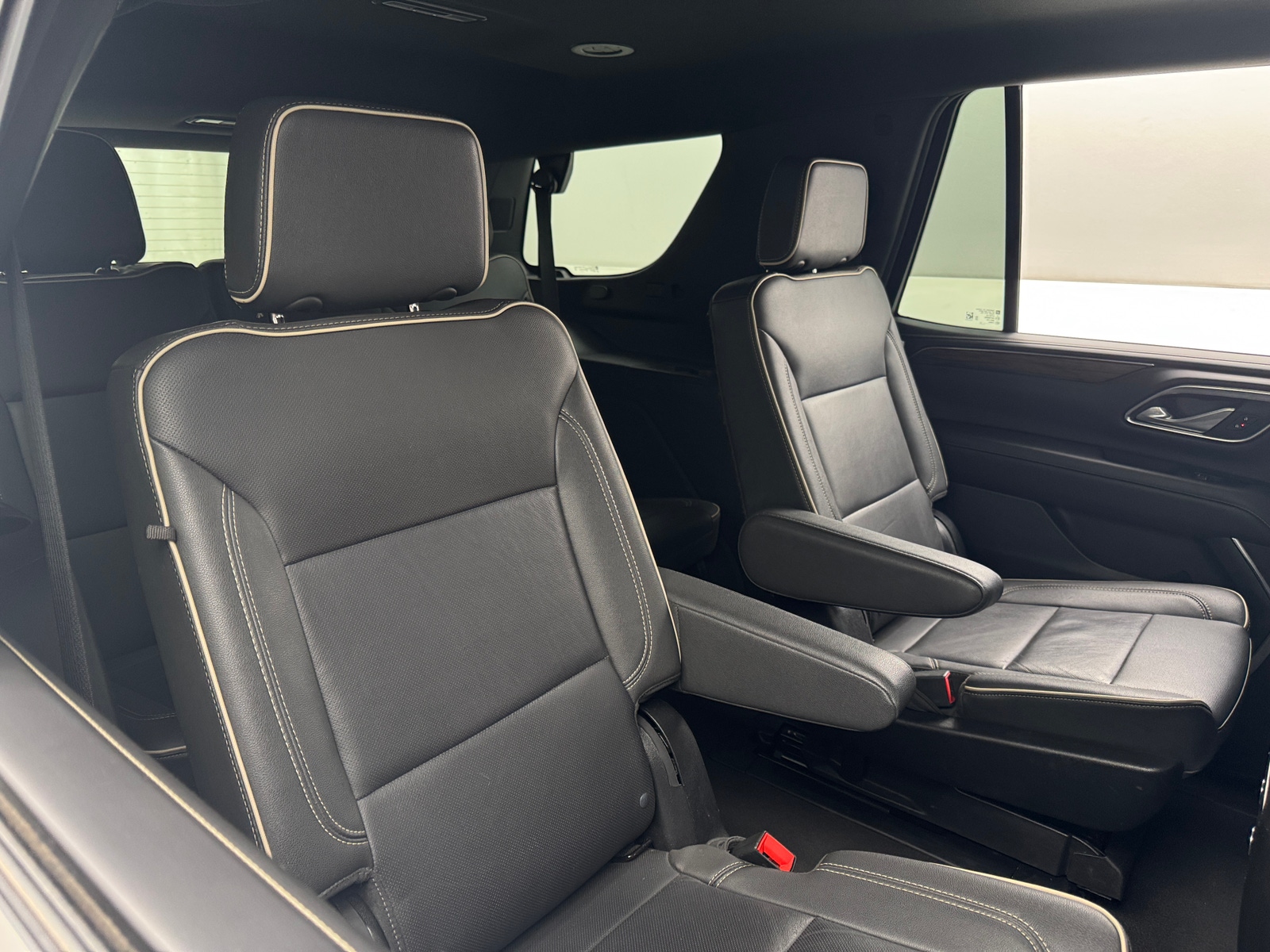 Thumbnail: 2024 Chevrolet Tahoe - 5