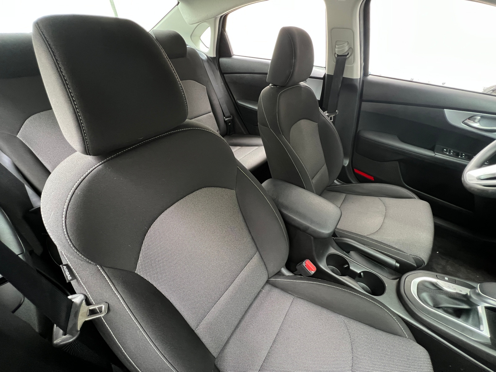 Thumbnail: 2023 Kia Forte - 2