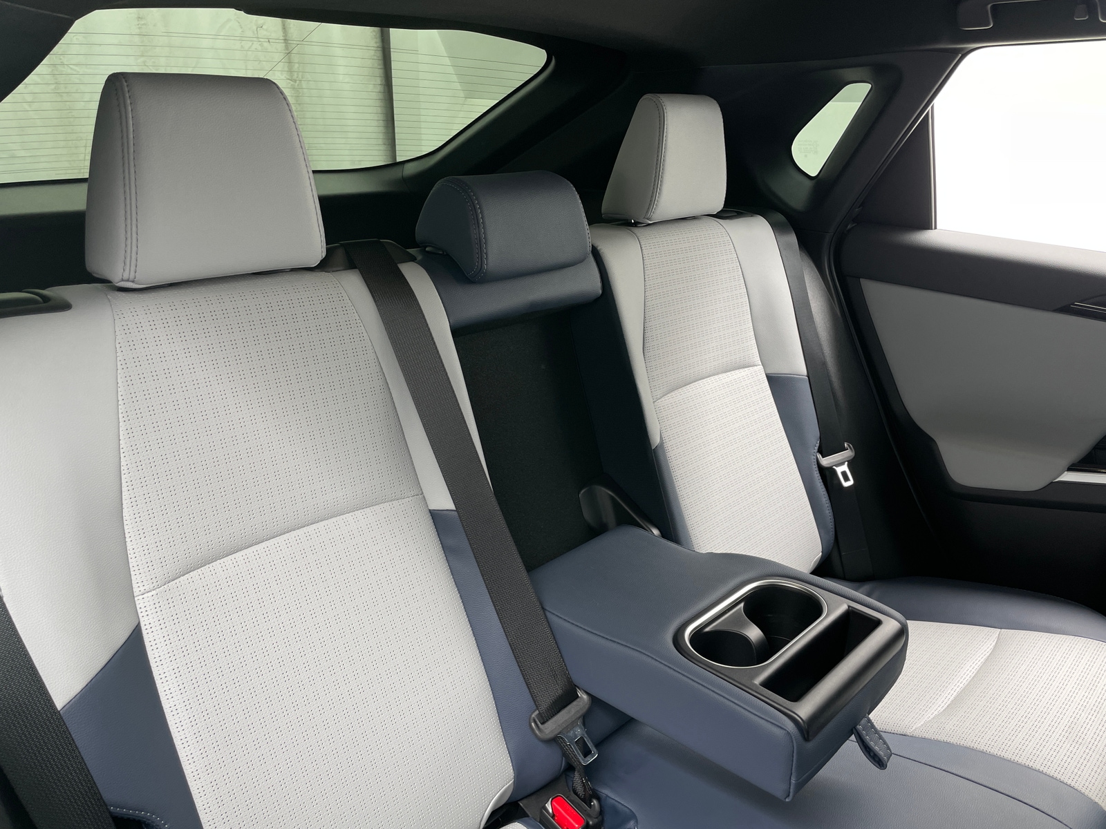 Thumbnail: 2024 Subaru Solterra - 5