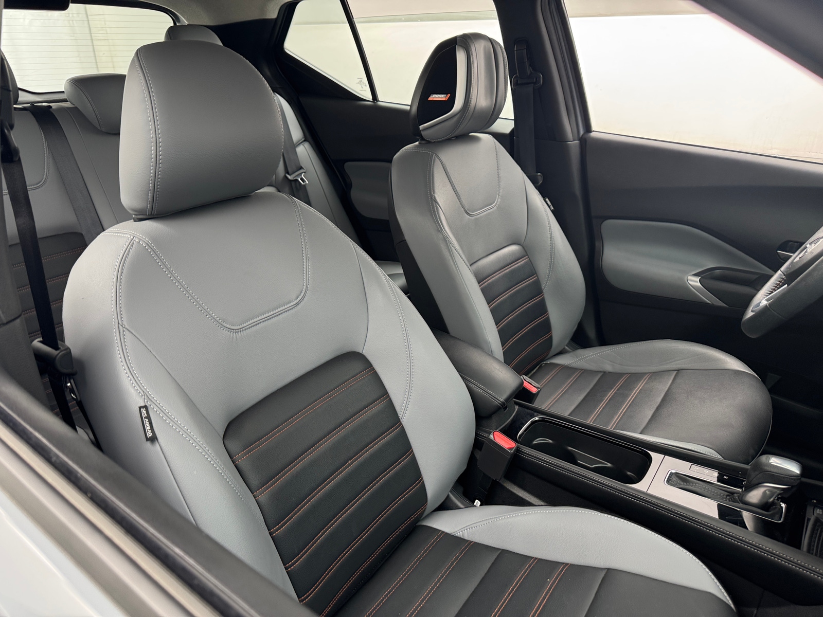 Thumbnail: 2024 Nissan Kicks - 2