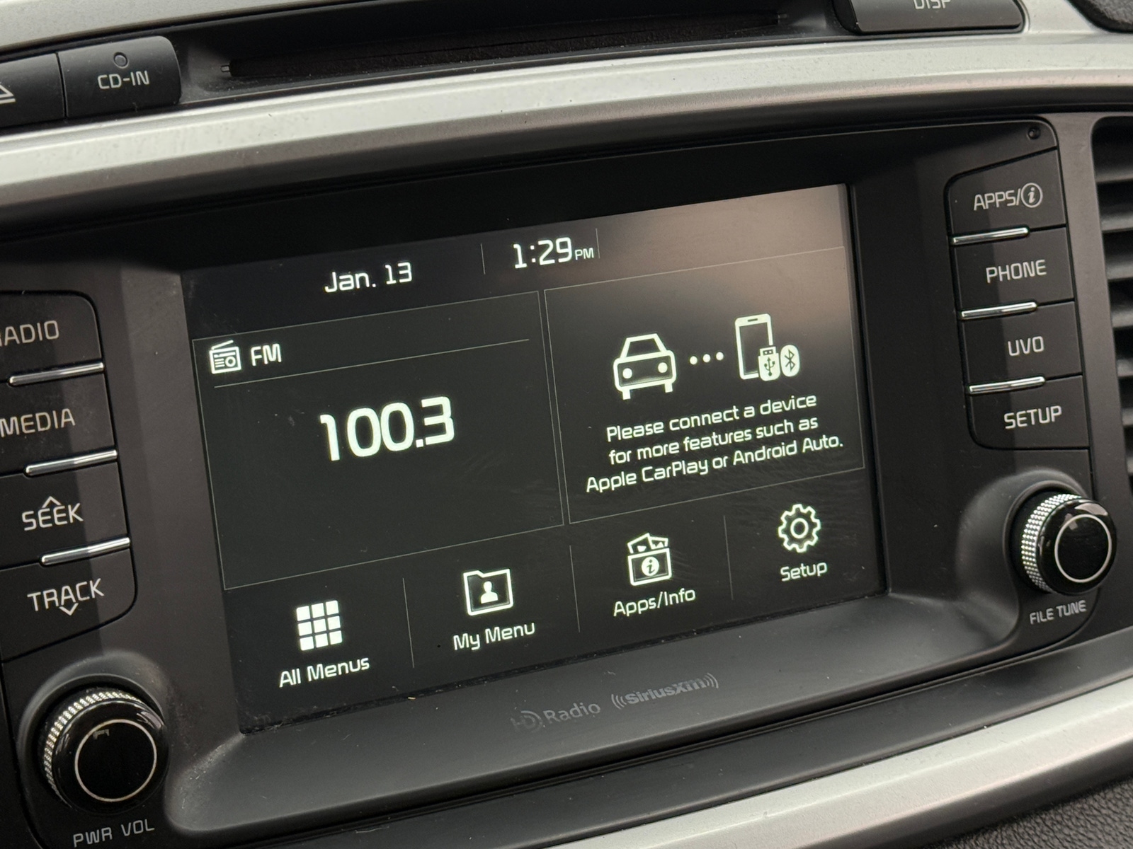 Thumbnail: 2017 Kia Sorento - 4