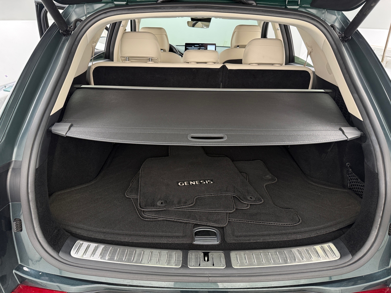 Thumbnail: 2022 Genesis GV70 - 6