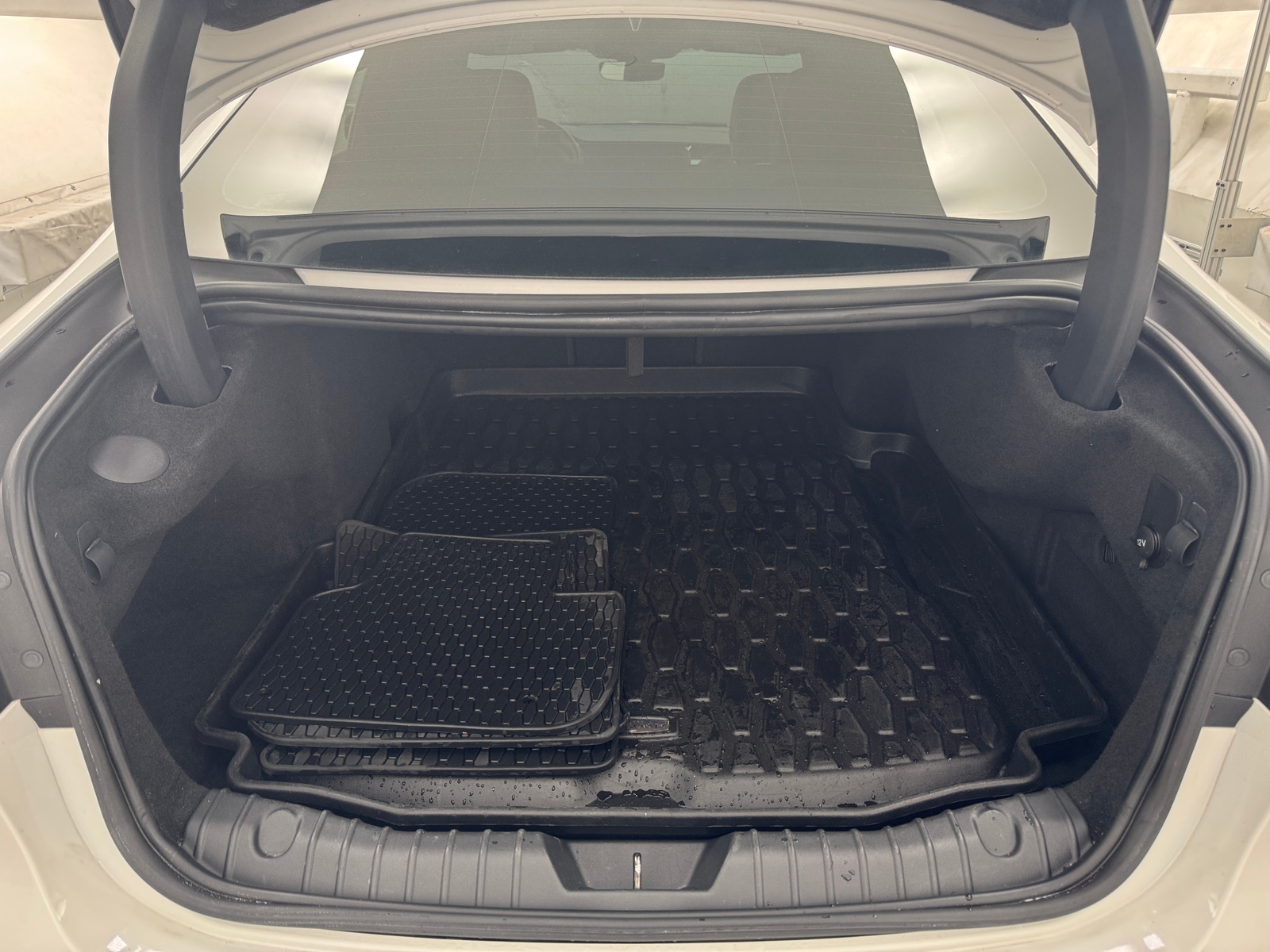 Thumbnail: 2024 Jaguar XF - 6